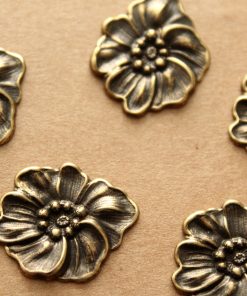 5 pc. Antique Brass Plated Poppy Stampings: 21mm by 16mm - made in USA | AB-124