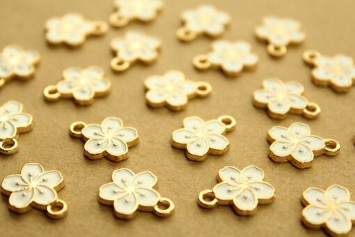 6 pc. White and Gold Enameled Hibiscus Flower Charms, 14.5mm x 12mm | MIS-140*