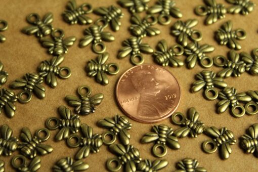30 pc. Antique Bronze Tiny Bee Charms 10mm by 11mm | MIS-025*