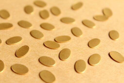 30 pc. Small Raw Brass Ovals: 9mm by 5.5mm - made in USA | RB-782