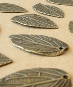 12 pc. Antique Bronze Veined Leaf Pendants, 38mm x 21mm | TMP-003
