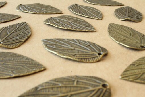 12 pc. Antique Bronze Veined Leaf Pendants, 38mm x 21mm | TMP-003