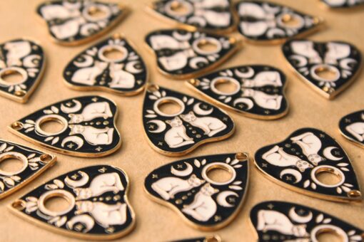 4 pc. Twin Cats Planchette Charms, Ouija Board, 26mm x 22mm | TMP-004