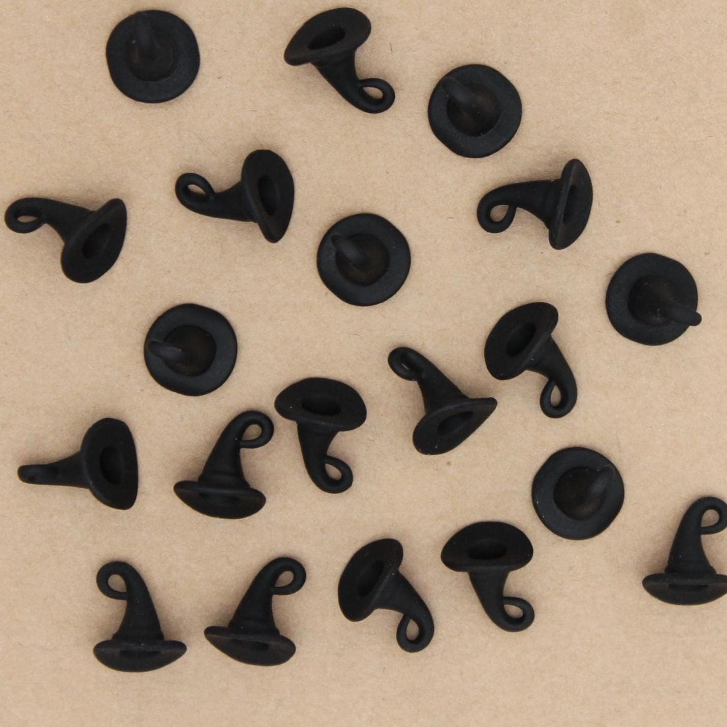 10 pc. Black 3D Witch Hat Charms, 12mm x 10.5 mm | MIS-148