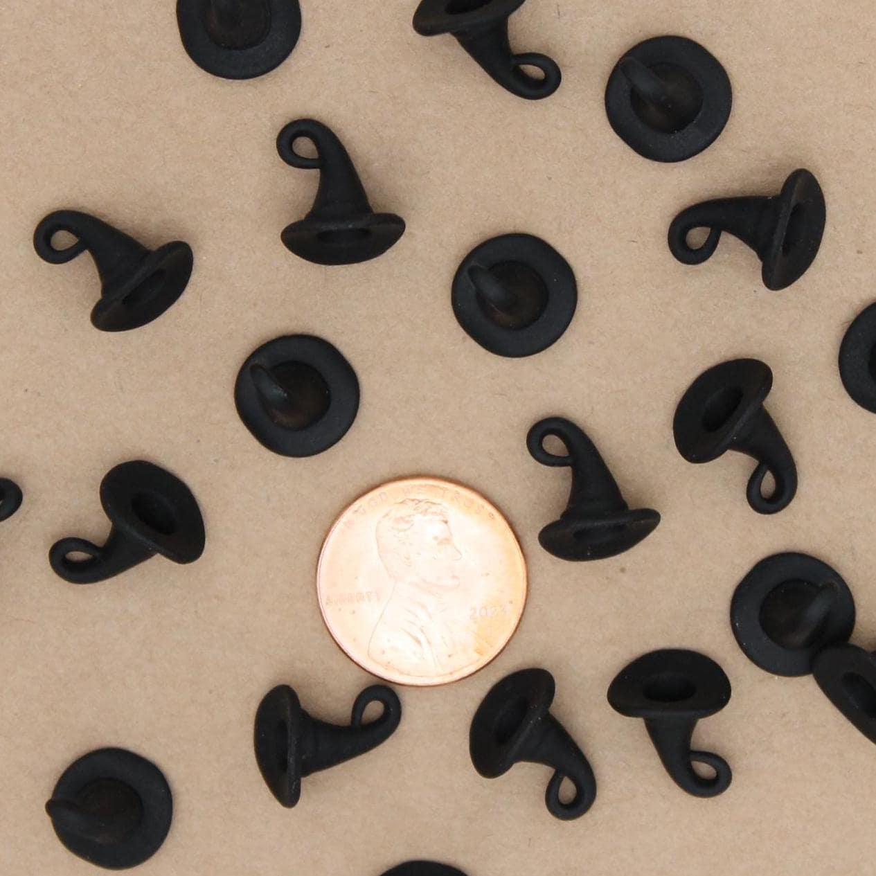 10 pc. Black 3D Witch Hat Charms, 12mm x 10.5 mm | MIS-148