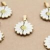 5 pc. Daisy Charms, Split Flower with Blank Behind, 28mm x 19mm | TMP-014