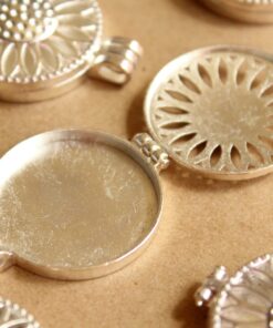 1 pc. Silver Sunflower Locket 44mm x 33mm | LOC-053