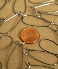 50 pc. Gunmetal Kidney Earwires 33mm | FI-091