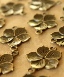 20 pc. Antique Bronze Flower 2 Hole Connector Charms, 26mm x 20mm | MIS-409