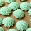 CLOSEOUT - 10 pc. Mint Green Twirl Bouquet Cabochon 24mm | RES-492