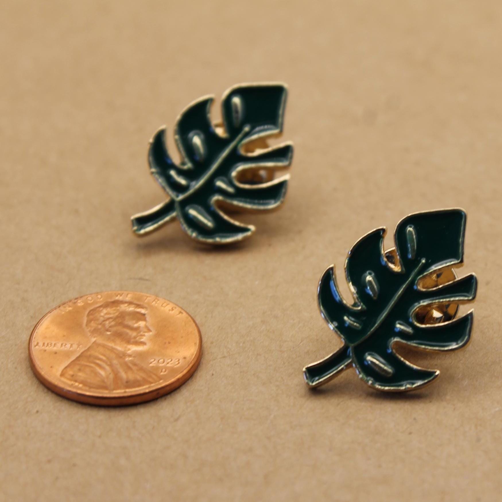 2 pc. Monstera Leaf Enamel Pins, 25mm x 17mm | MIS-443*