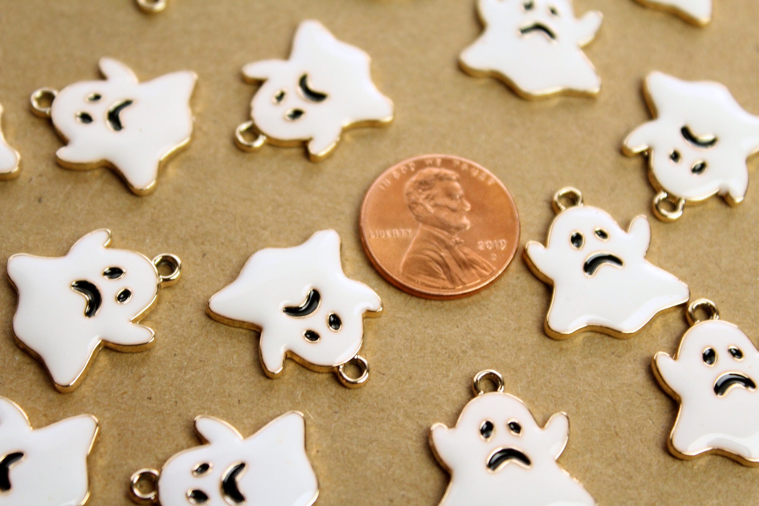6 pc. Halloween Ghost Charms, 20.5mm x 18mm White Ghost, Spooky Ghost, Halloween Costume, Sheet Phantom Spirit | MIS-154*