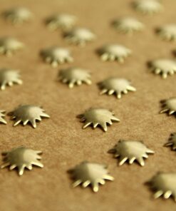 18 pc. Tiny Antique Brass Plated Sunbursts : 9mm - made in USA | AB-158
