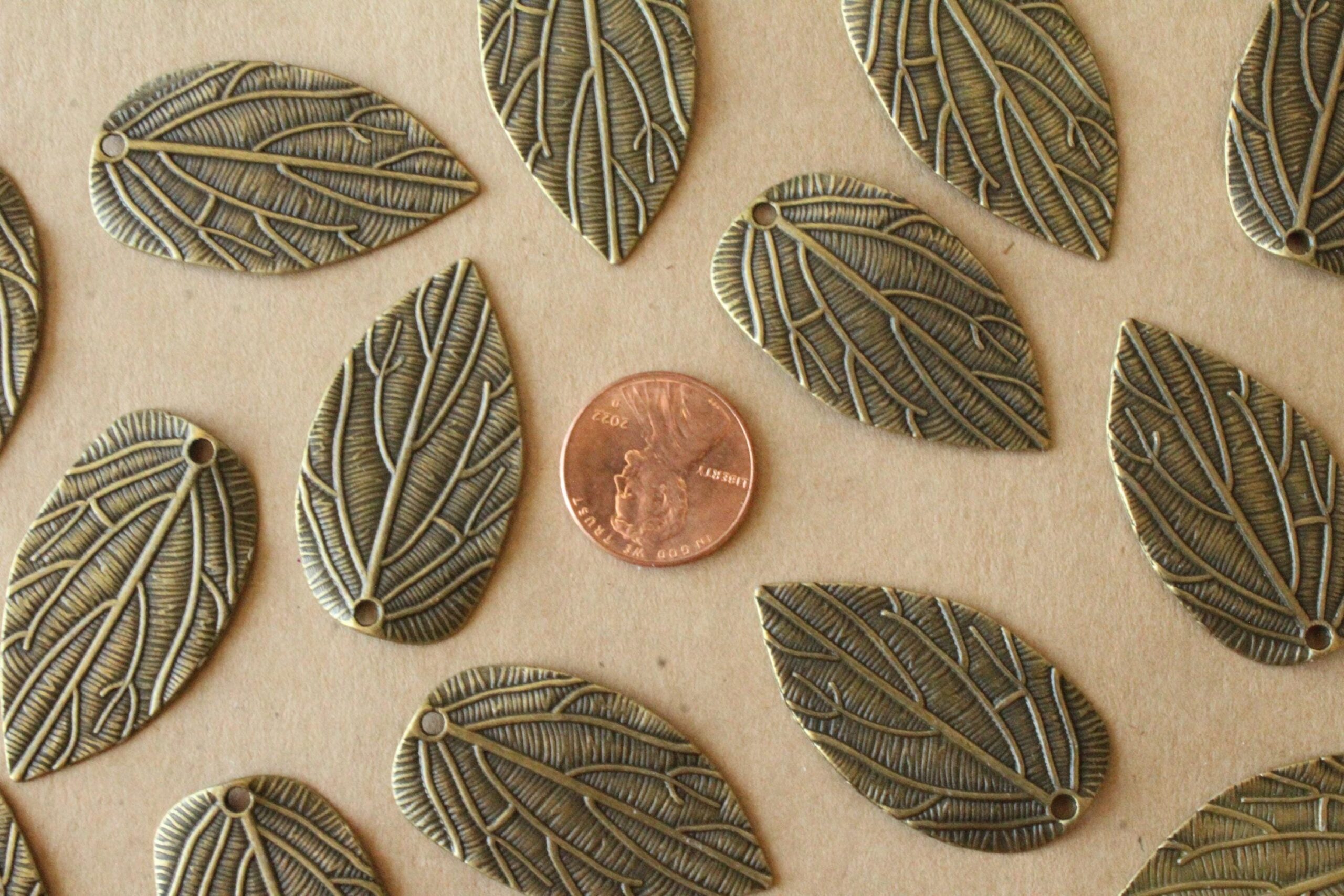 12 pc. Antique Bronze Veined Leaf Pendants, 38mm x 21mm | TMP-003