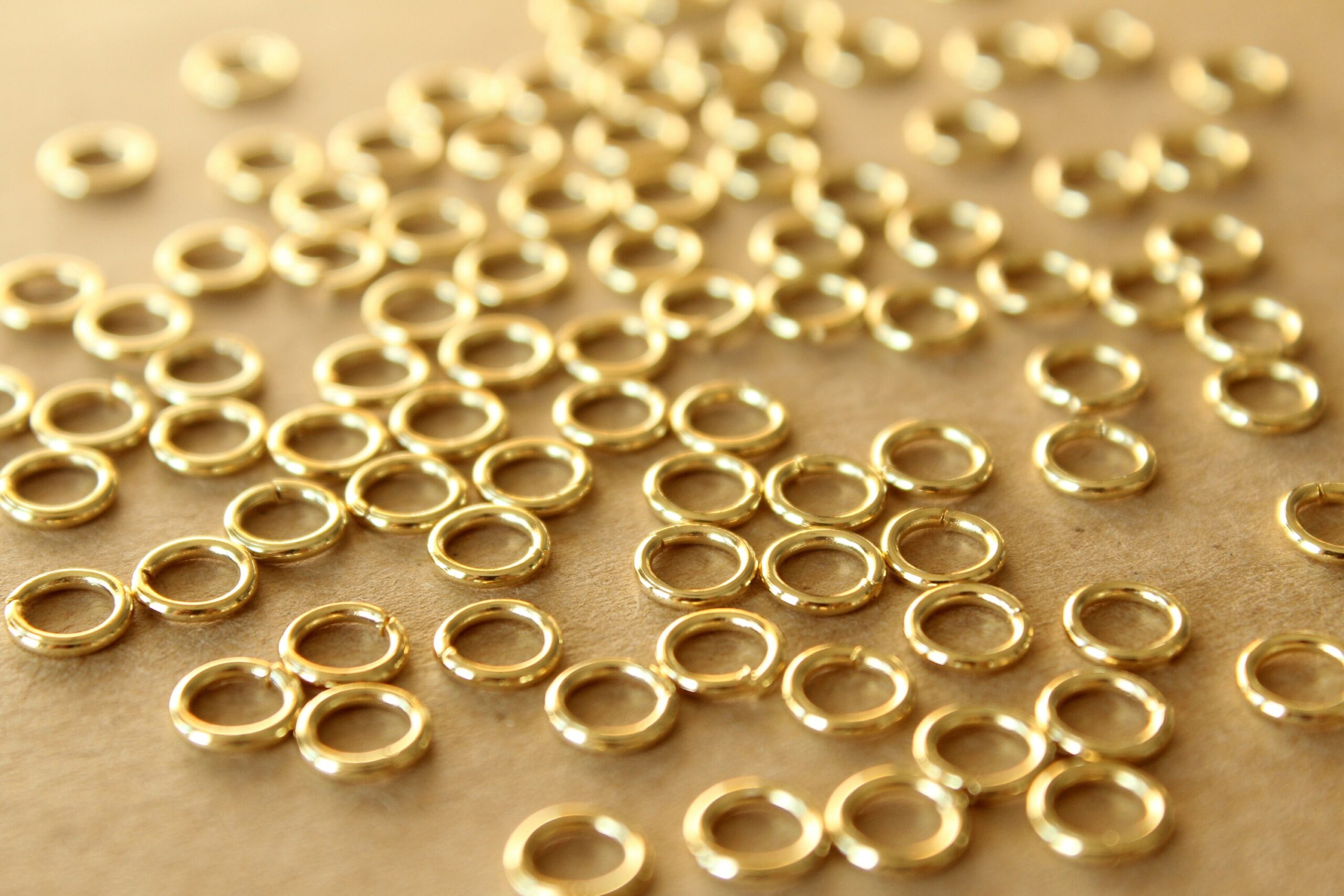 100 pc. 6mm 18k Gold Plated Stainless Steel Jumprings, 18 gauge | FI-212*