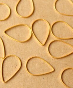 50 pc. Gold Plated Teardrop Links: 16mm by 11mm | FI-295