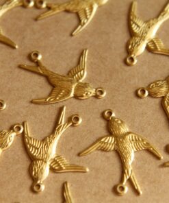 6 pc. Raw Brass 2 Loop Feathered Bird Connector Facing Right Sparrow Swallow Songbird Flying West Spring Summer Birds Flight Nature | RB-478