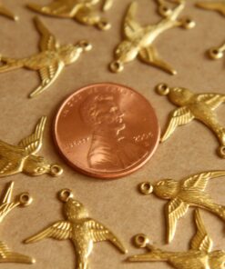 6 pc. Raw Brass 2 Loop Feathered Bird Connector Facing Right Sparrow Swallow Songbird Flying West Spring Summer Birds Flight Nature | RB-478