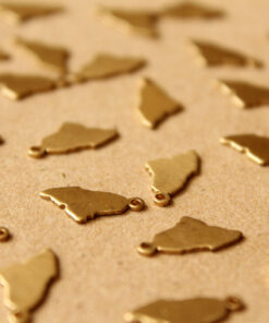 8 pc. Raw Brass Maine State Charms / Blanks: 8mm by 15mm - made in USA | RB-987
